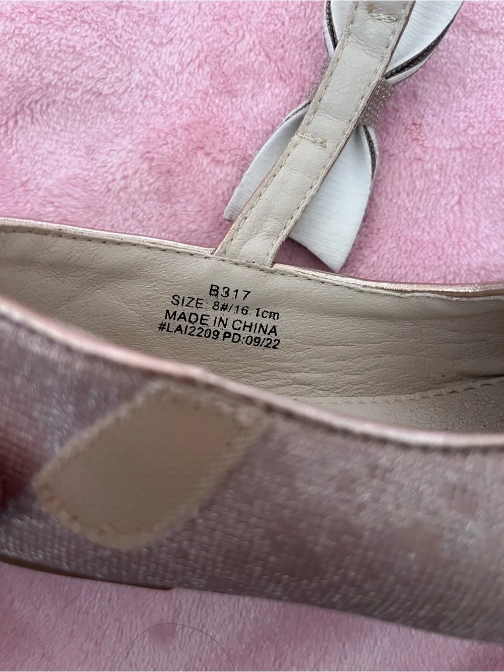 Flora Girls' Shimmer Bow Mary Janes in Rose Gold